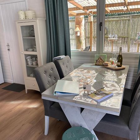 Chalet Sint-Hubertus Zutendaal Eksteriør bilde