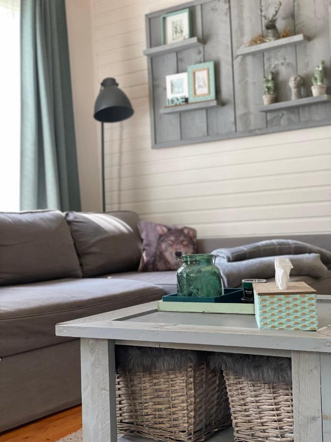 Chalet Sint-Hubertus Zutendaal Eksteriør bilde