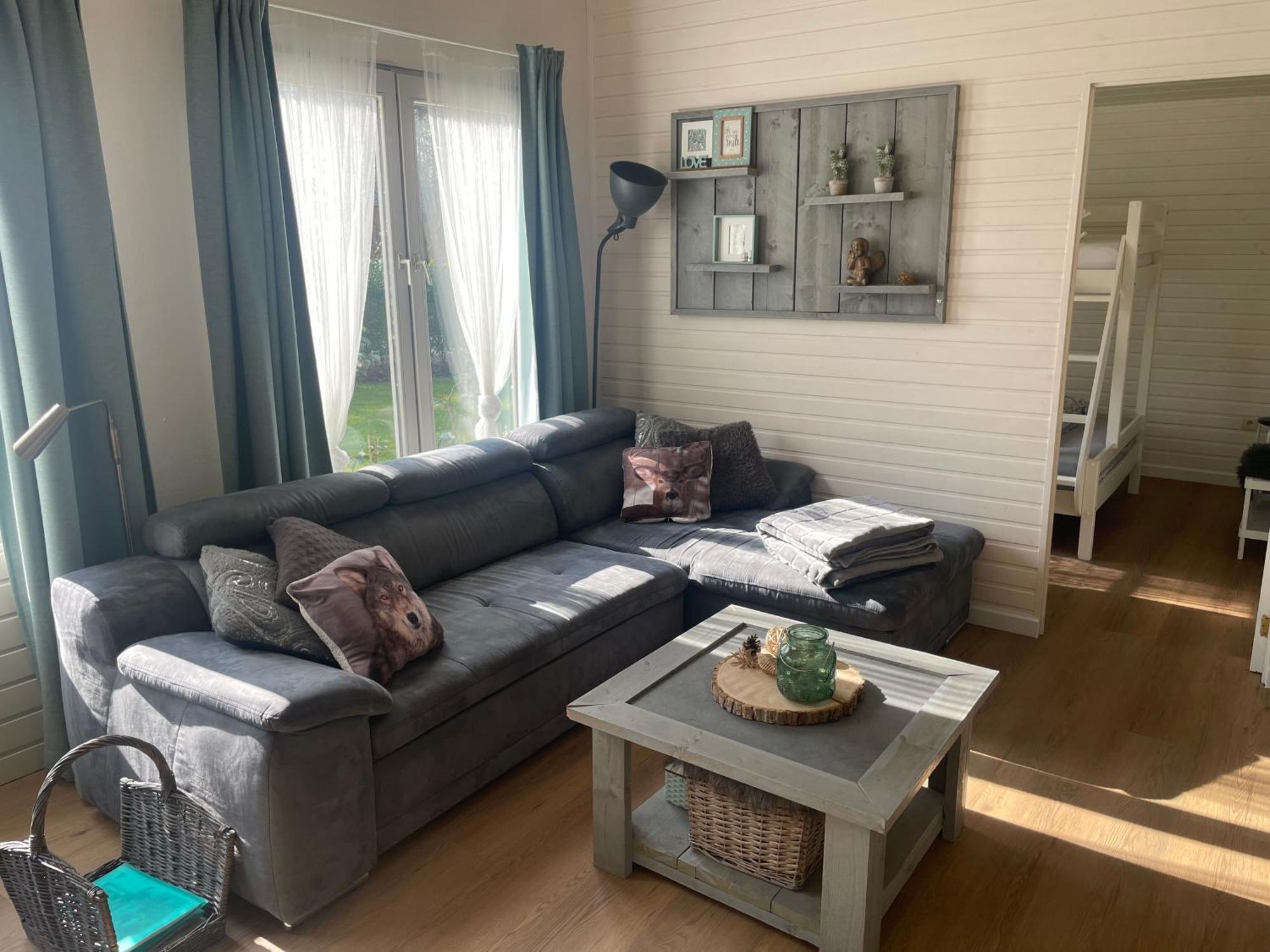 Chalet Sint-Hubertus Zutendaal Eksteriør bilde